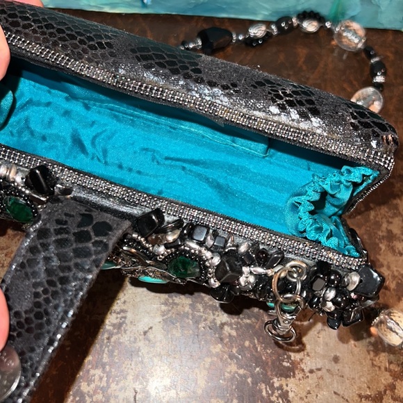 Mary Frances Beaded Shoulder Bag - Picture 10 of 14